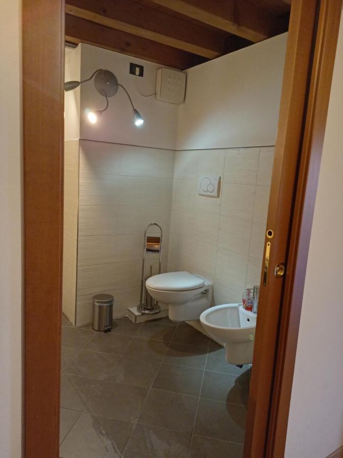 La Casa Di Blue Apartment Падуа Екстериор снимка