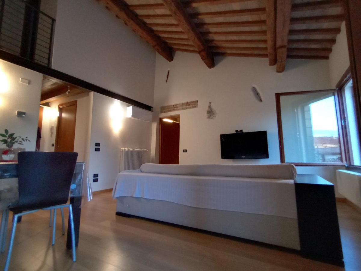 La Casa Di Blue Apartment Падуа Екстериор снимка